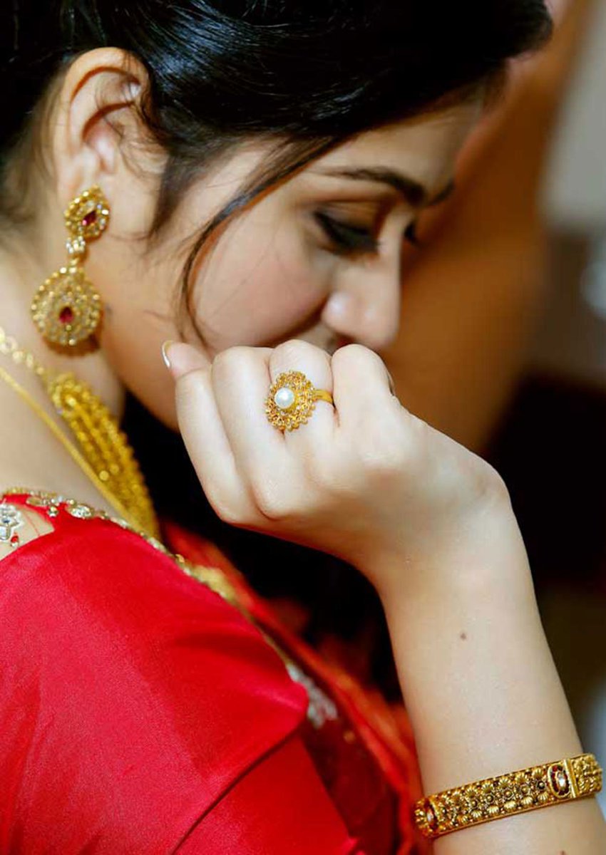 Wedzonecochin's tweet photo. #Wedzone Wedzone is premium online wedding accessories store based in cochin.https://t.co/oUCSmi0WDz https://t.co/d63jQhjJj4