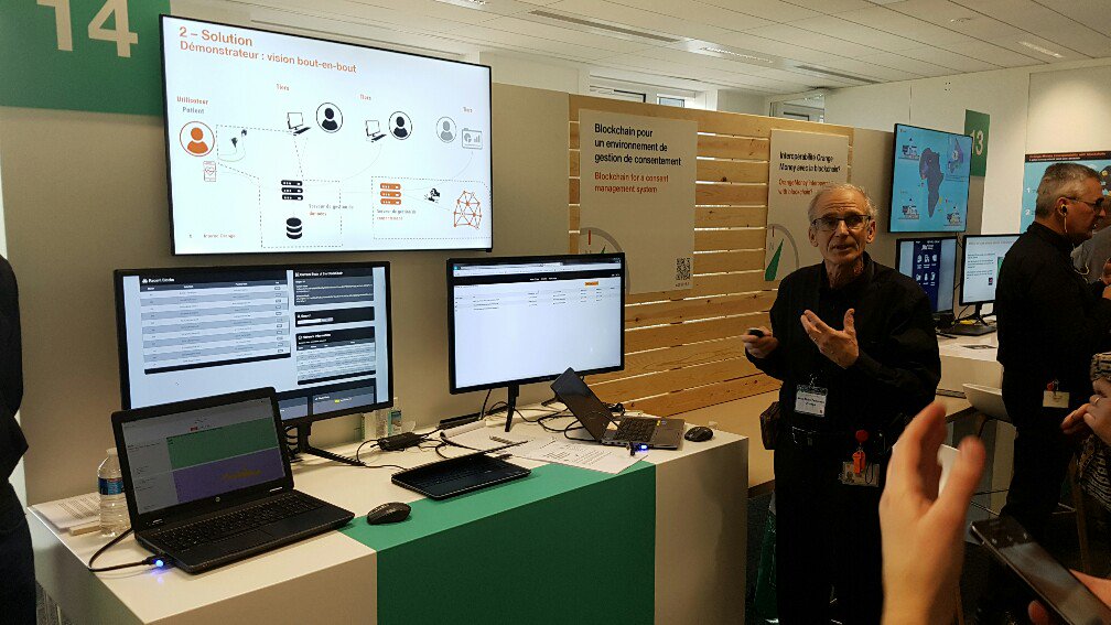JJ_Gaouyer's tweet photo. #SDLR16 salon de la recherche #Orange  @OrangeGardens  avec des acteurs de l'innovation du Maine et Loire @OrangePaysLoire https://t.co/LlQEU3hxPH
