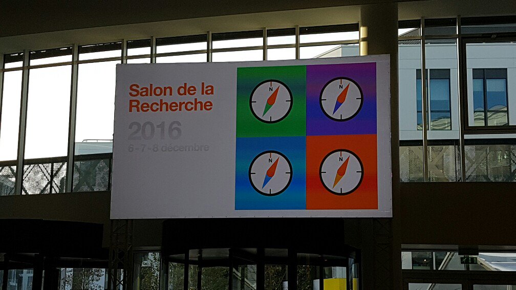 JJ_Gaouyer's tweet photo. #SDLR16 salon de la recherche #Orange  @OrangeGardens  avec des acteurs de l'innovation du Maine et Loire @OrangePaysLoire https://t.co/LlQEU3hxPH