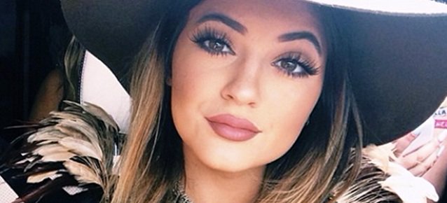 hardmelodies's tweet photo. @@@ НАБОР ��АТОВОЙ ПОМАДЫ KYLIE JENNER @@@
https://t.co/oJKuQIvlm1 https://t.co/M0HrVcB84d