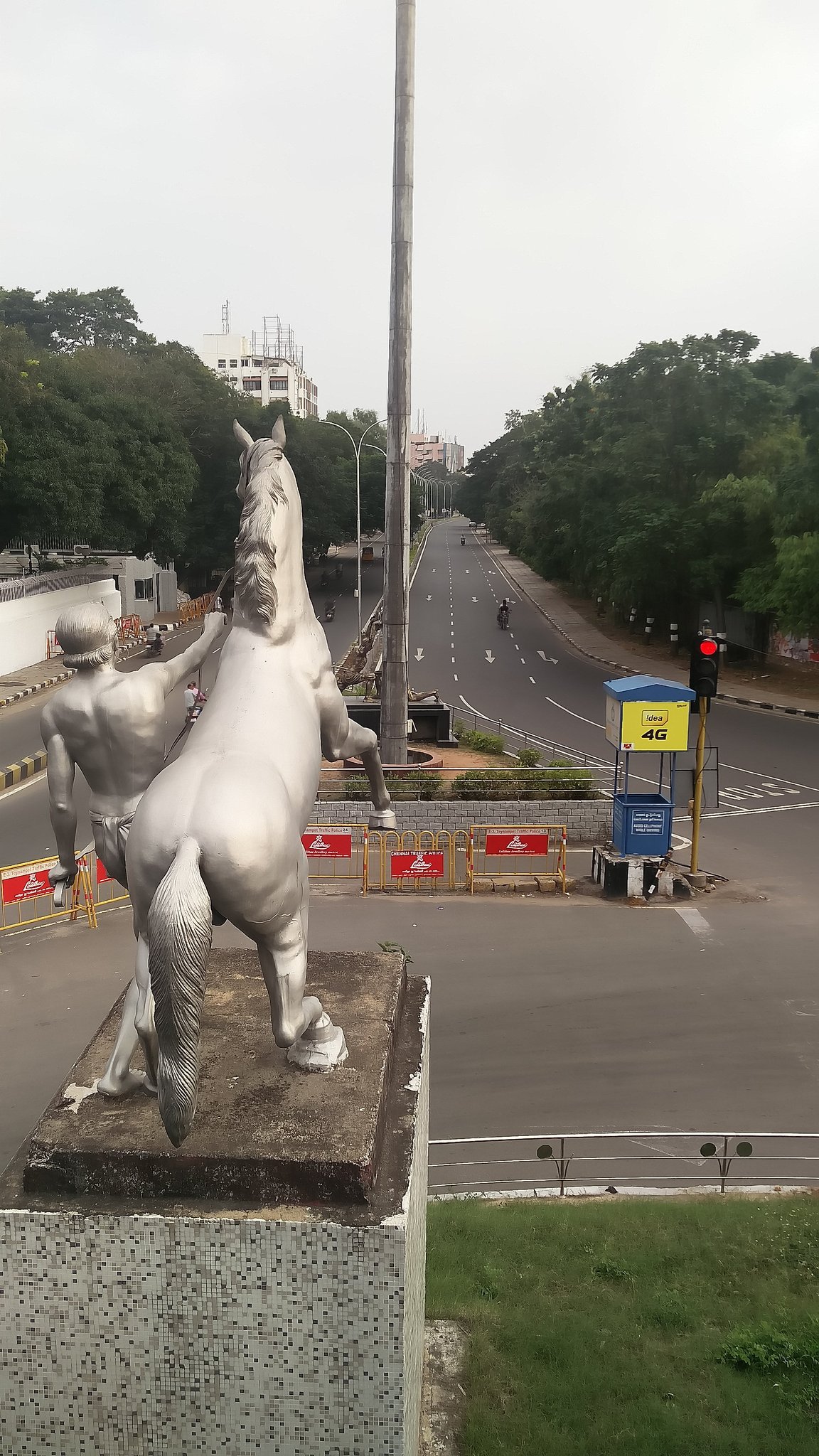 Viju Cherian A Near Empty Cathedral Road Which Leads To Poesgarden From The Gemini Flyover Tamilnadu Jayalalithaa Httweets