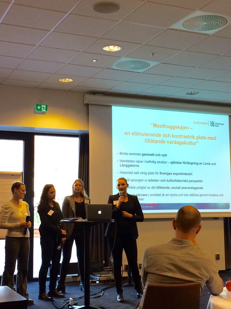 EricaBengtsson's tweet photo. Final i pilotprogrammet Citylab Action! #Masthuggskajen får bra feedback på hållbarhetsprogrammet #sgbc #gbgftw https://t.co/9Cy9SaqMyJ
