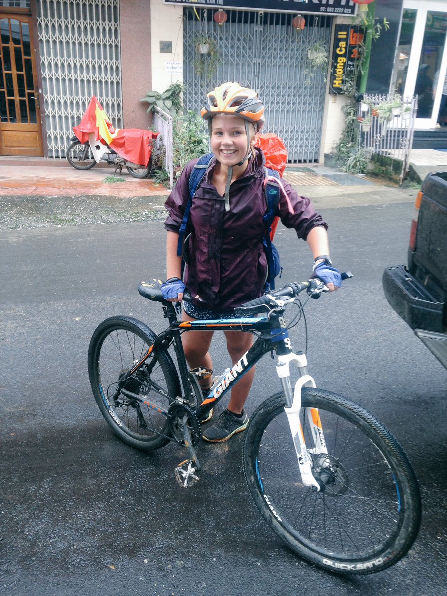 Emma Ray tweet media