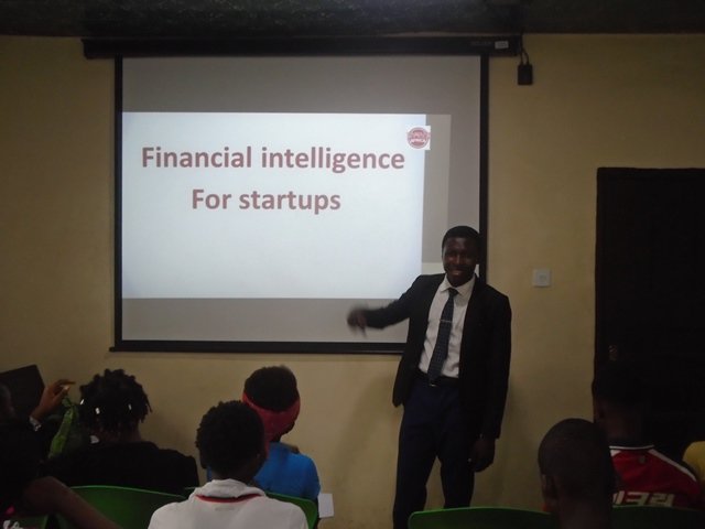 ParadigmHQ's tweet photo. Last week, LIFE 2016D students learnt about risk and financial management for small businesses.
#Aba #Ajegunle #Dakata #CapacityBuilding https://t.co/IvDjOkzusT