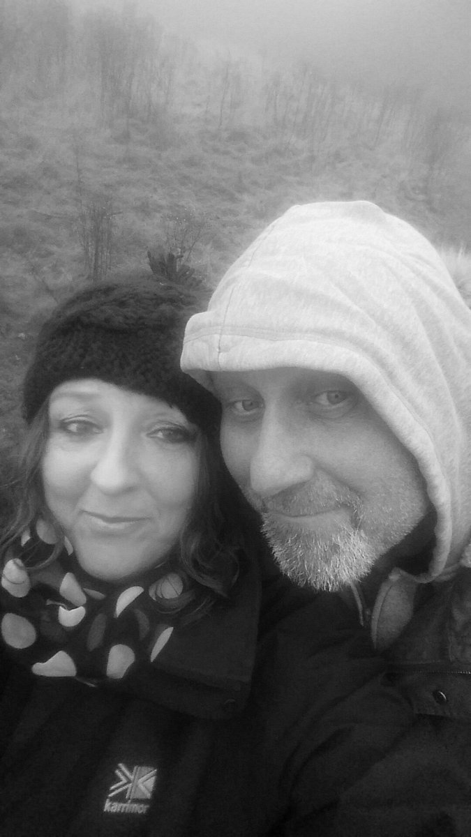 debpitt11's tweet photo. Foggy cold damp day know one about no Christmas nonsense just me him and the dogs😍#simplethingsinlife #billanddebsworld #loveyou@billpitt13❤ https://t.co/rtWIxSFmE5