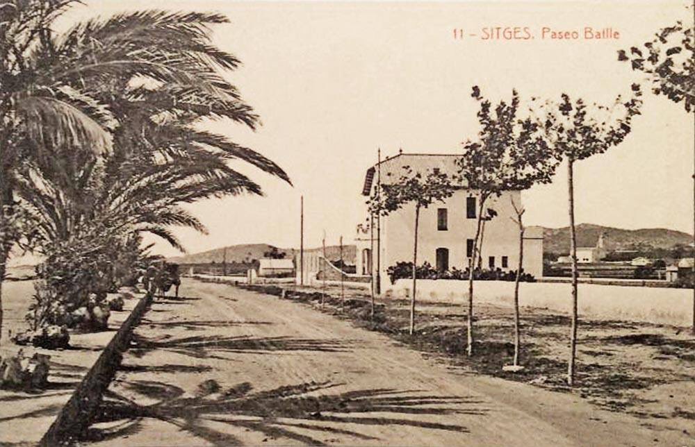 WeLoveSitges's tweet photo. More vintage photos of Sitges in the 1880's
https://t.co/4JHGvOzeWv
#SitgesTouristGuide #SitgesTravelGuide #Sitges #VintageSitges https://t.co/527JRhHVsY