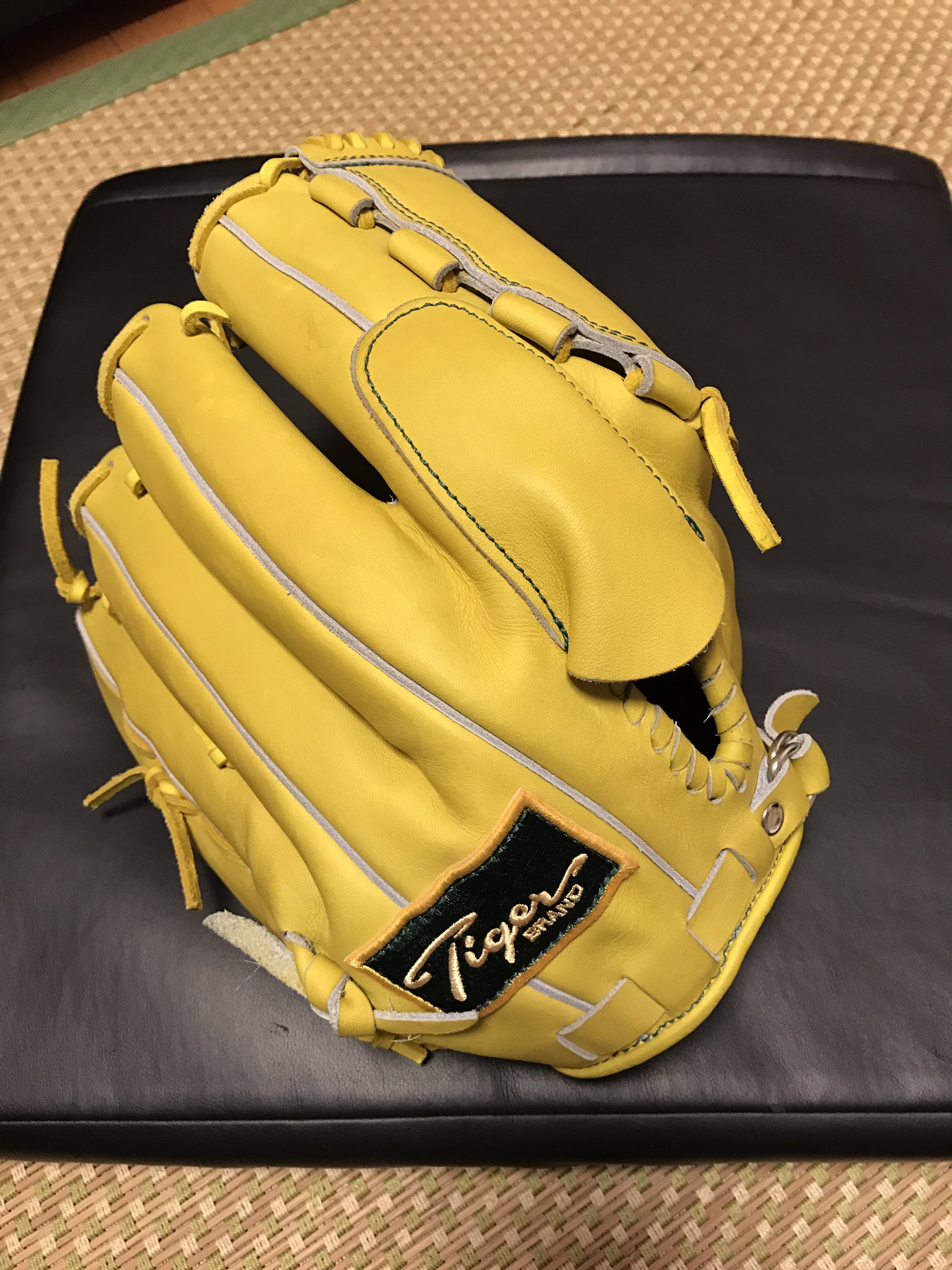 クーニンズコラボグラブ| スポーツ用品ならヒマラヤオンライン