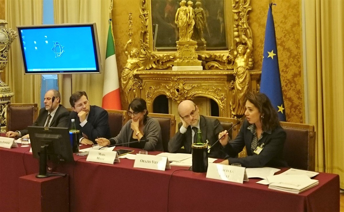 TIM_Official's tweet photo. "TIM contribuisce ai progetti di #coding non solo economicamente ma con le sue competenze" @marcellalogli a @Montecitorio. https://t.co/WwY9GyjPBA