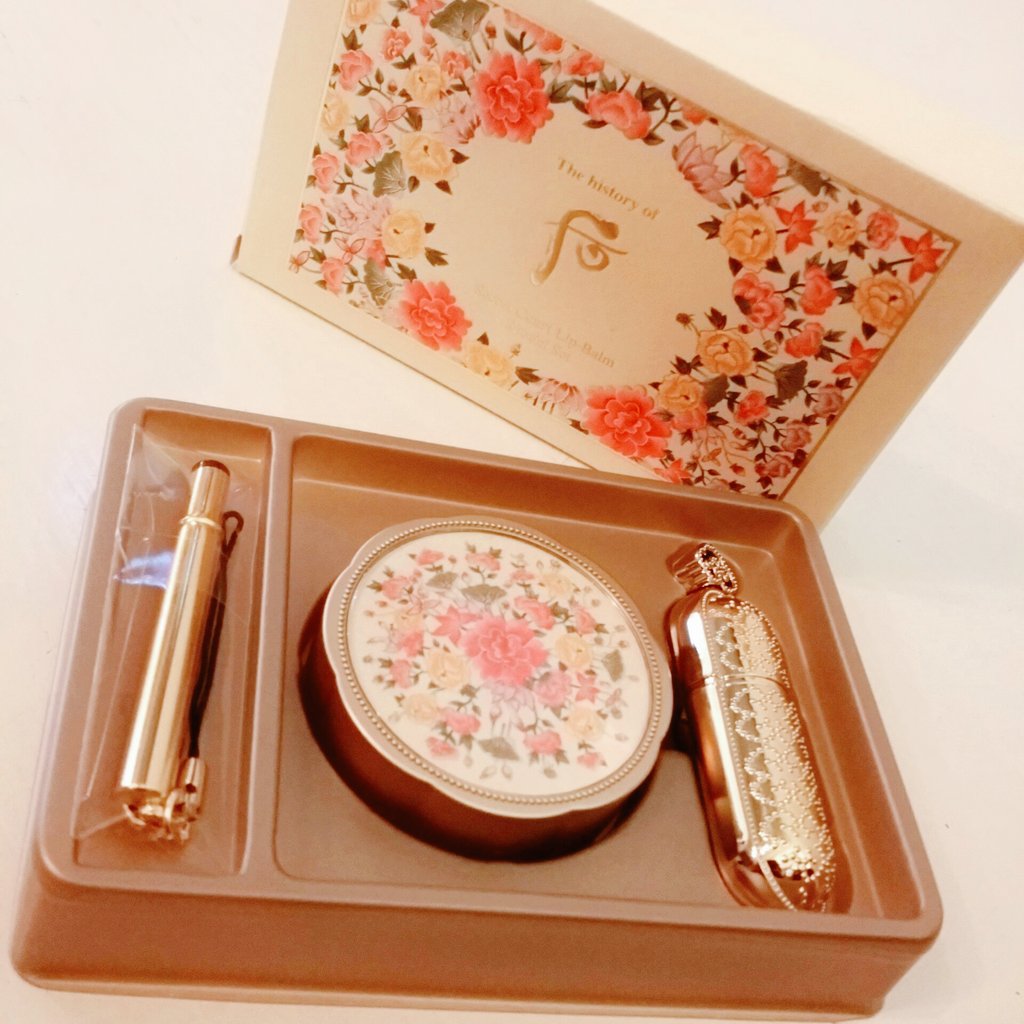 じゃすみん 今年韓国で買ってよかったもの The History Of Whooのリップバーム 略してドフーとも呼ばれる韓国 コスメでも高級ラインに入るブランド とにかくパッケージがかわいい 値段は免税店で 25でリップバームにしては高めですが 保湿力がすごい