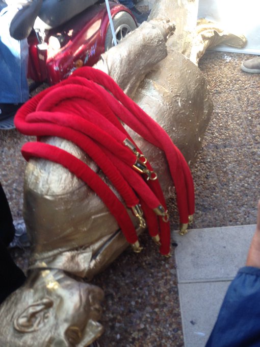 View image on Twitter