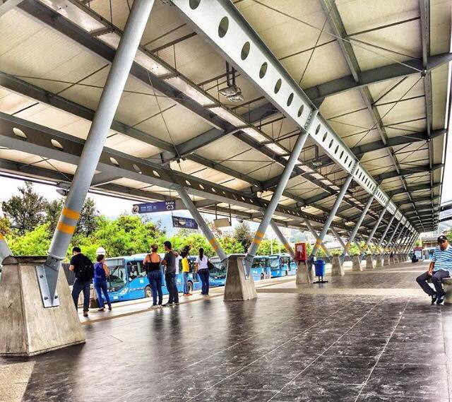 MiCaliFutura's tweet photo. Al norte de #MiCaliFutura está la nueva #tTerminal Menga" del #Mio... Foto de "Luzi_Photographer"... Gracias... https://t.co/z6A2vLjjv6