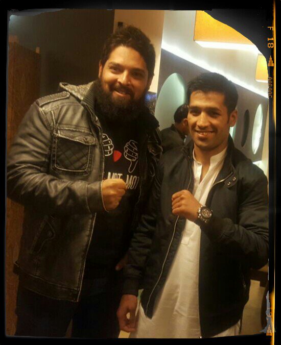 ImranAkShah's tweet photo. With #BoxingChampion , #SilverWeight, #MWaseem https://t.co/QKKco2shbA