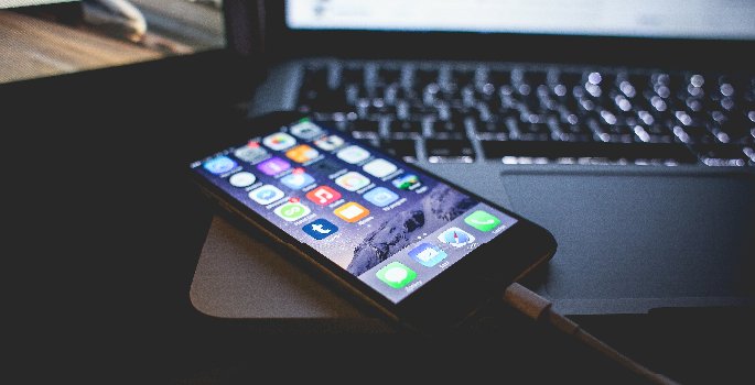 Educ_Technology's tweet photo. Top tips for managing #mobile devices in the #classroom #edtech #education https://t.co/j9Zi71CNDe https://t.co/xVgmDPbW6E