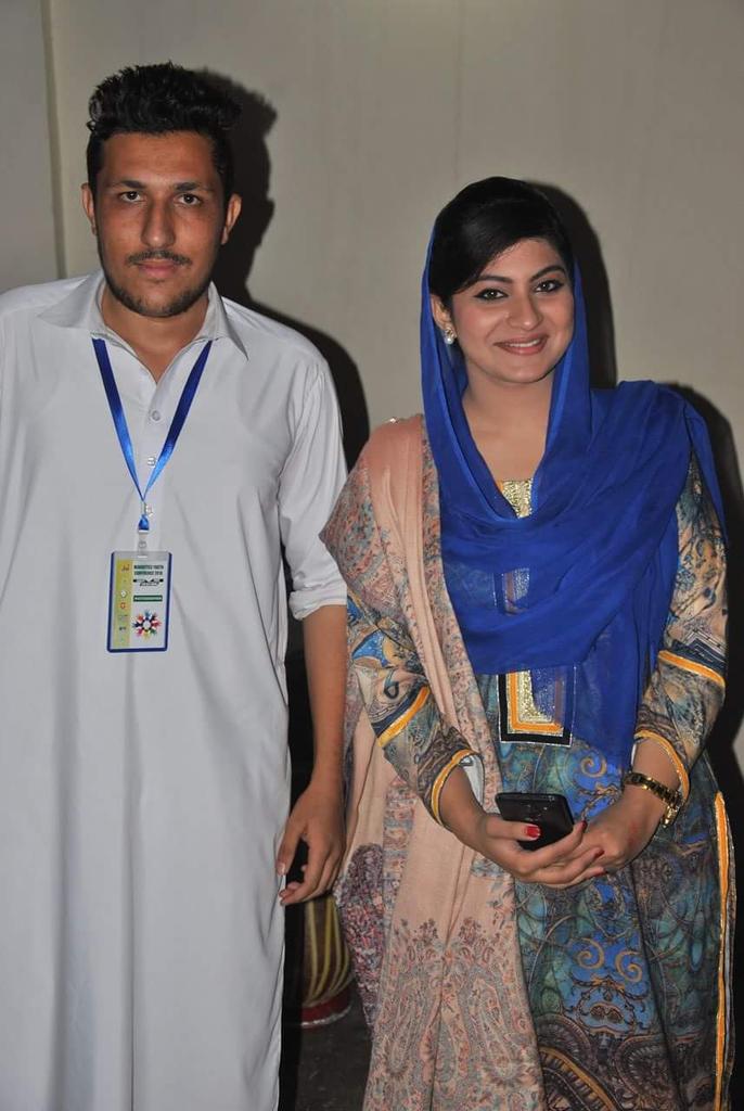 ImUsmanAfridi's tweet photo. With @ramsha_javed1 #MYC16
#PYA
#AwaZ
#SPO https://t.co/EmFwPs3CJz