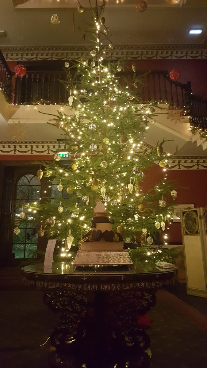 Some pics from our events this weekend. A surprise Christmas party for BP and a Yorkshire Winter wedding. #WestEndSingingWaiters