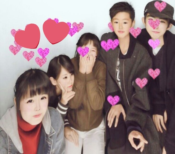 mnmmtsmt's tweet photo. きのう、めっちゃ楽しかったー💕💕

屋上わ、ガチヤバかった♡

あやかの跳び箱クソ笑ったよ〜😂💕💕

ななせわ、ヤバイと天使と神の固まりやった󾆯

おんぶヤバかった〜🙈🙈🙈💕

また、行こーうね💖💖💖 https://t.co/g2ZGIcyXje