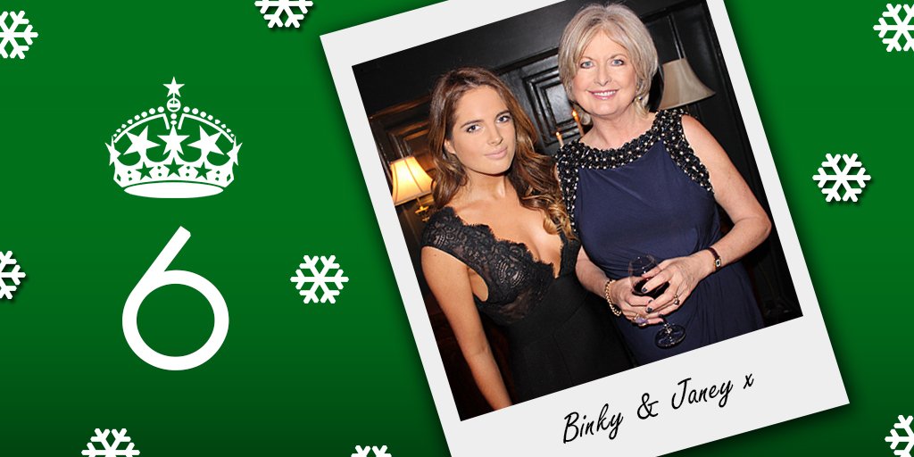 E4Chelsea's tweet photo. Brighten up your Christmas countdown with this yummy Mummy π Happy 6th December! #MiCAdvent #MadeInChelsea https://t.co/Dk4wVwr5DO