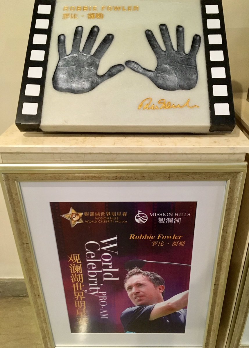 missionhillscn's tweet photo. Welcome to the #MissionHills Avenue Of Stars to 3 football legends from the #WCPA2016 @Robbie9Fowler @LuchoGarcia14 and @DavidMay04 🙌🏼⛳️⚽️ https://t.co/o5uwlt1r0Z
