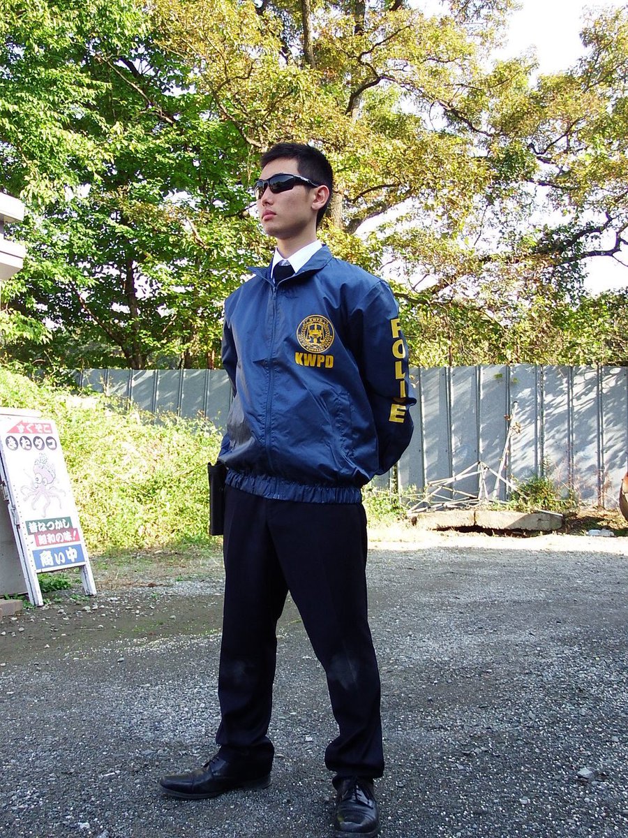 せキ Jpnleタグで地元leのロゴデザインが流れてるので川崎市警察のロゴもご紹介 真ん中の 寺 のシルエットは川崎大師 平間寺 がモデル 後ろの 天秤 は 公平 平等 を意味 月桂樹 は 勝利 を意味 現在 レイドジャケットの胸に使用されています せキ Jpnleタグで地元leのロゴデザインが流れてるので川崎市警察のロゴもご紹介 真ん中の 寺 のシルエットは川崎大師 平間寺 がモデル 後ろの 天秤 は 公平 平等 を意味 月桂樹 は 勝利 を意味 現在 レイドジャケットの胸に使用されています