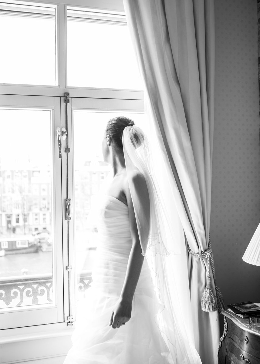 AmstelHotel's tweet photo. Ever thought of a winter wedding @AmstelHotel? Read now the 7 do's and dont's: https://t.co/6wWG4ijZuH #wedding #bride https://t.co/UTK3Yb3iel