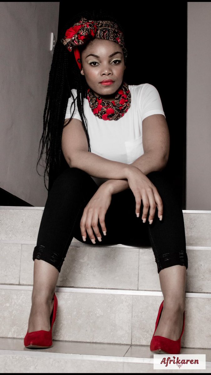 JSF_SA's tweet photo. Have a bold year with statement #accessories from Karen Pfende & #AfrikarenDesigns! #FeatureFriday #LoveLocalDesign https://t.co/XaVx2To0wG