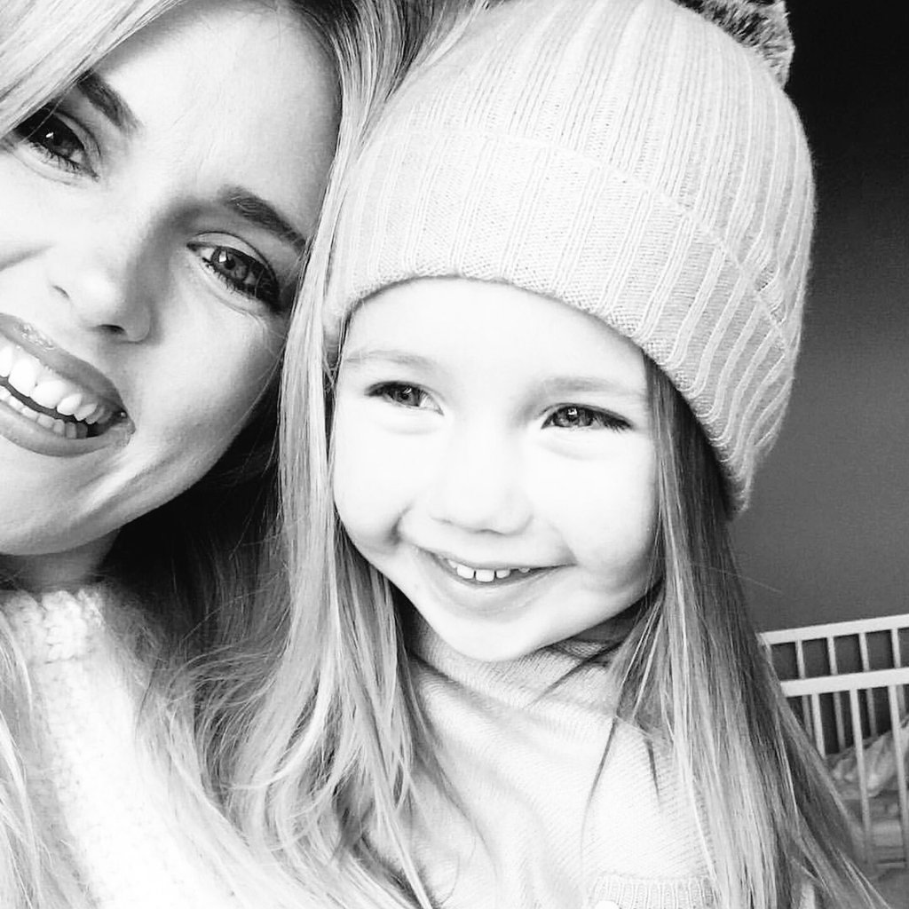 This weeks #mamacrush 😙 We love <a href="/EimearVB/">Eimear Varian Barry</a>'s style; positivity; honesty &amp; energy all with two gorgeous girls in tow 👭 x #mums #fashion