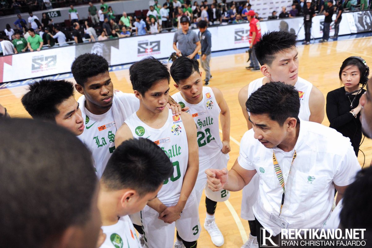 TeamDrei30's tweet photo. Additional photos of Andrei Caracut @JoshCaracut during Game 1, DLSU-ADMU Finals 03/12/16 ©https://t.co/eNBuUAPki0 https://t.co/zj8RSWXMcj
