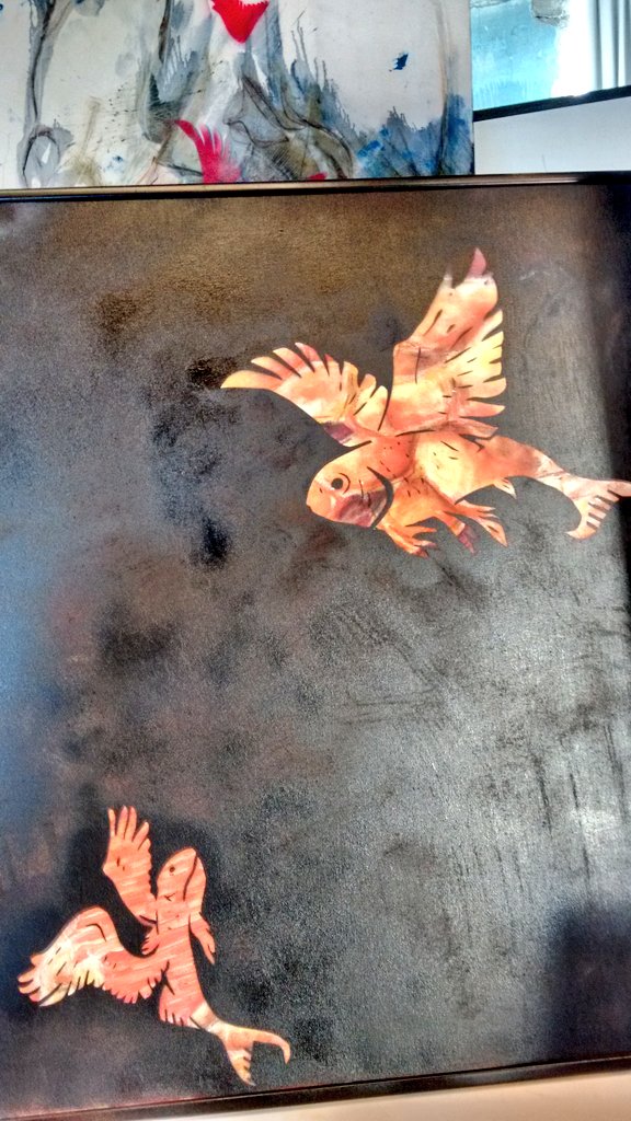 PeuFarcell's tweet photo. La mostra inclou obra nova (o reformulada) inspirada en el drama dels refugiats. Tots els fons recaptats pe la herois de @PROACTIVA_SERV 3/3 https://t.co/QwusYEpyzJ