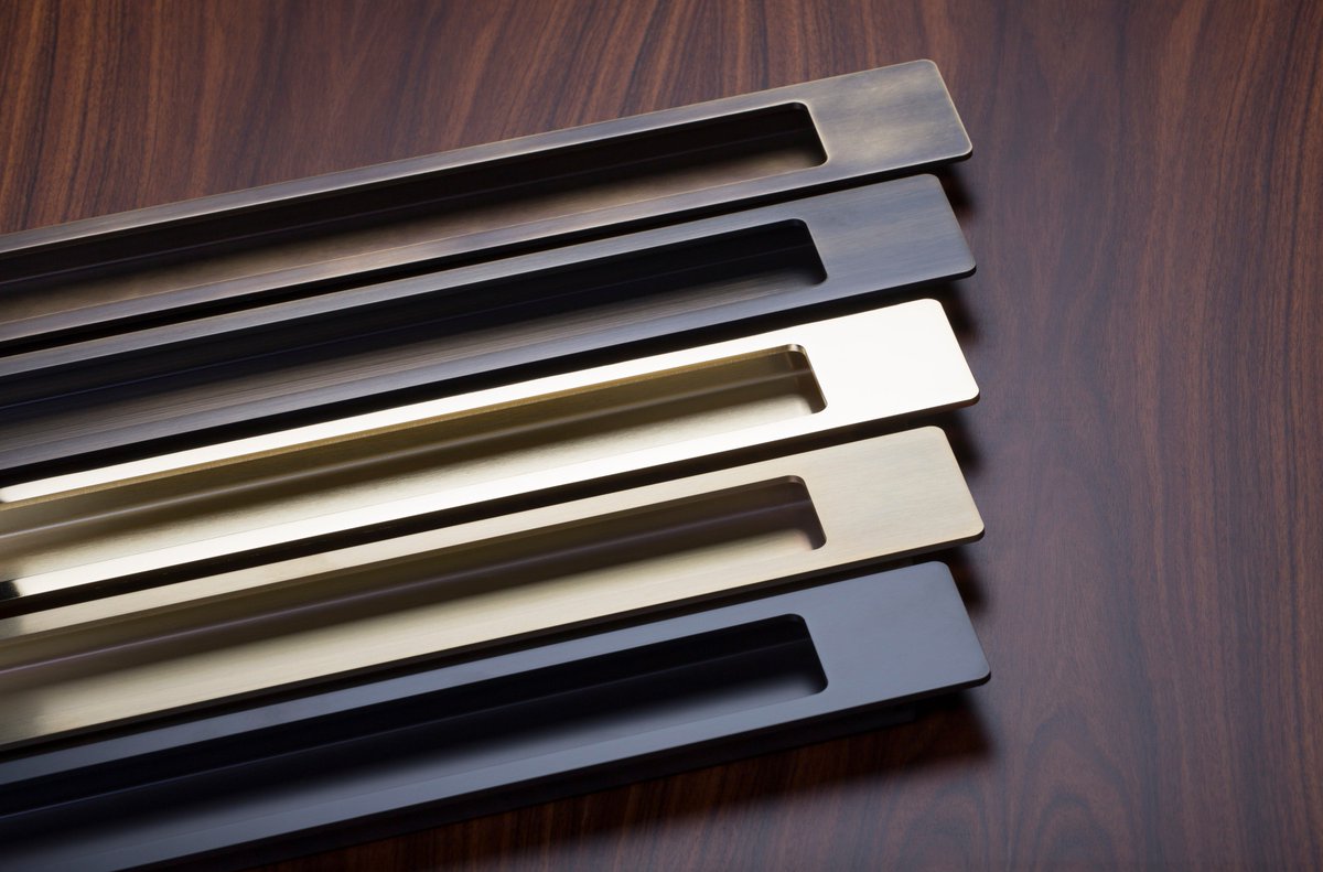 gruffarchitects's tweet photo. Great #CPD last month on #hinges + #ironmongery, like these flush pull plates from @SDSLondon + https://t.co/BlNTvw4SKl #25DoorsofChristmas https://t.co/FIaPaOjWhG