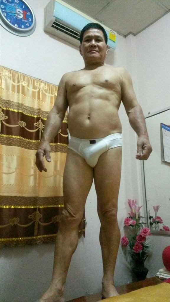 ลุงรักลุง35+อวบๆ tweet media