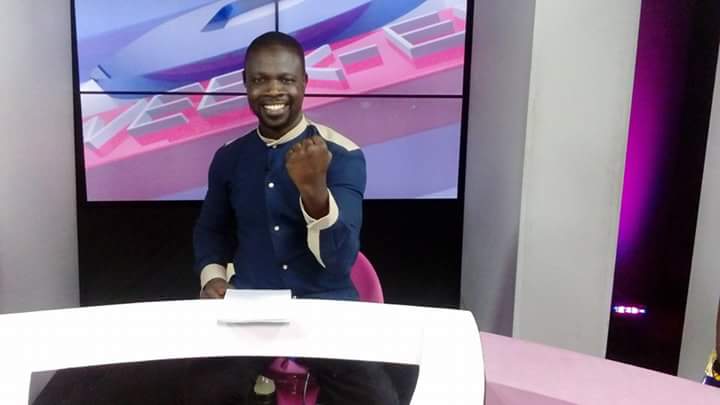 ExcafRdv's tweet photo. Nous y sommes: Votre émission #CestLeWeekEnd sur la RDV chaque Samedi de 12 à 14h avec Dj Mike #Kebetu #RDV10anschezvous #Sénégal https://t.co/IPN98Ce2Xk