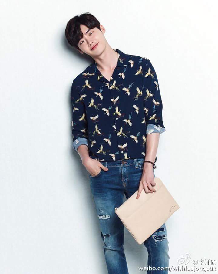 pooko0266withjs's tweet photo. 161206​ Ljs​ Weibo​ Update​ 😘😘 น่ารักมากมาย​ #이종석 #Ljs​ #Leejongsuk #weibo​ #pooko0266​ #ซอกกี้พิ้งค์สีชมพู https://t.co/WujC1lEUJO