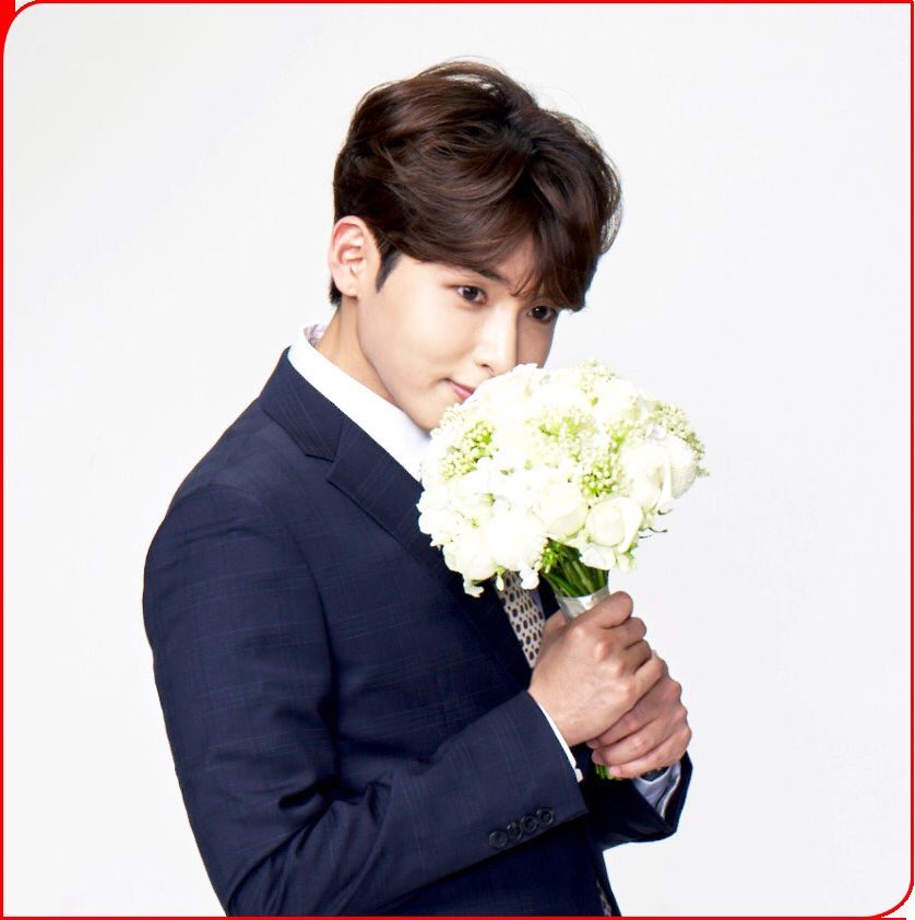 13elieveSG's tweet photo. [HD PIC] 161206 Lotte Duty Free Website Update - Donghae, Ryeowook and Kangin looks more attractive in suits ^^ [3P] https://t.co/xJzBK760fX