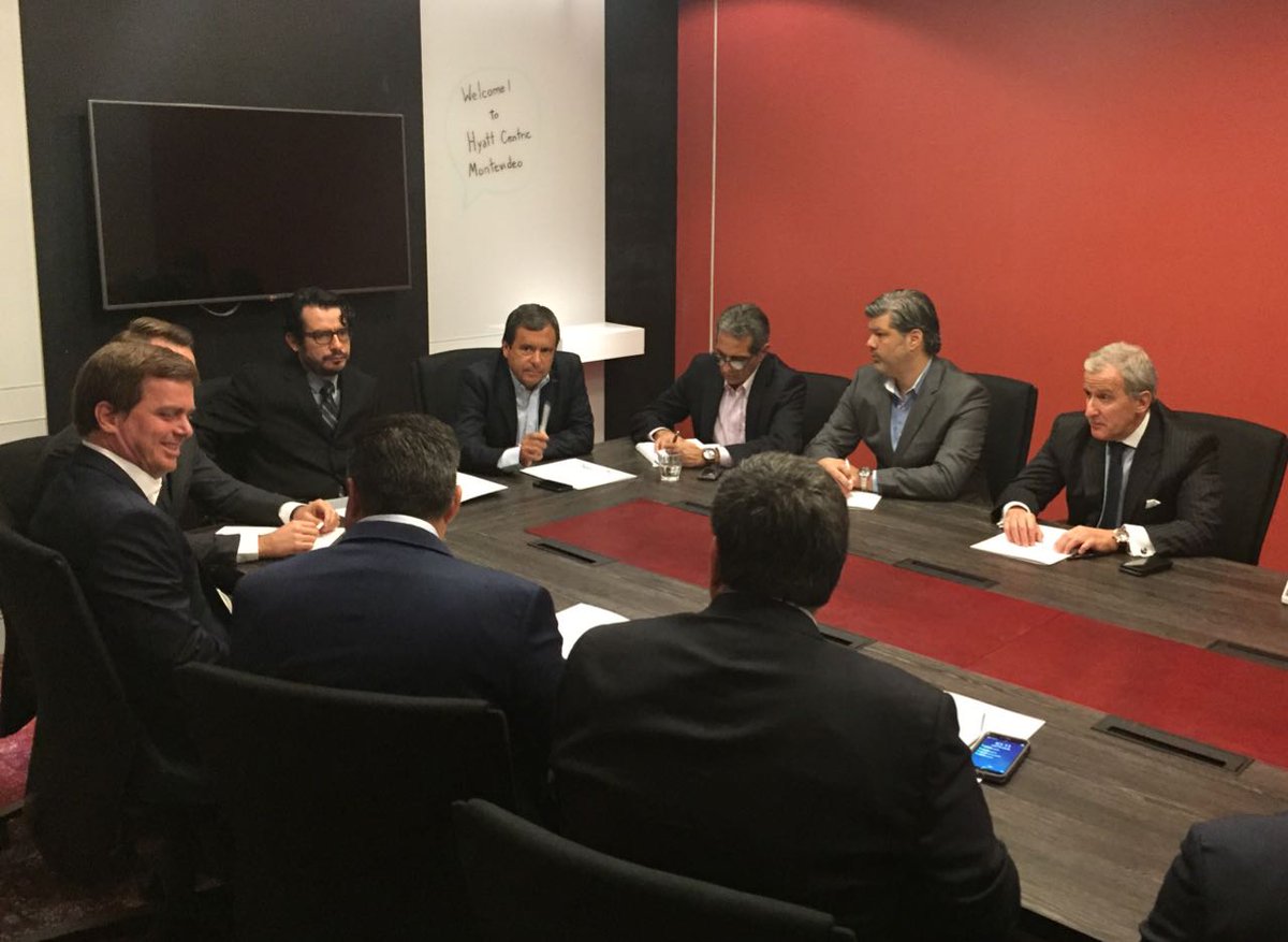 LigaSCF's tweet photo. El Comité Ejecutivo de la LSCF trabaja junto a autoridades de la ECA, previo a la Asamblea General. https://t.co/cLadSv4nw3