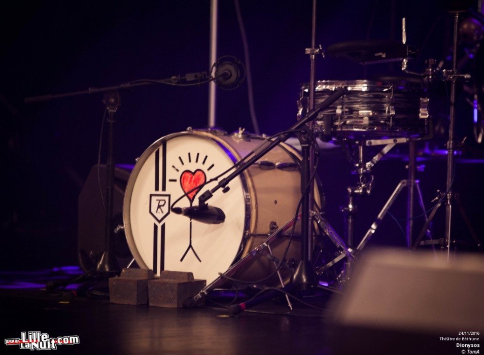 Des #PHOTOS souvenirs du #concert de <a href="/DionysosTweets/">Dionysos</a> au Théâtre Municipal de Béthune ici : bit.ly/2fWjS3O #live #musique #batteries