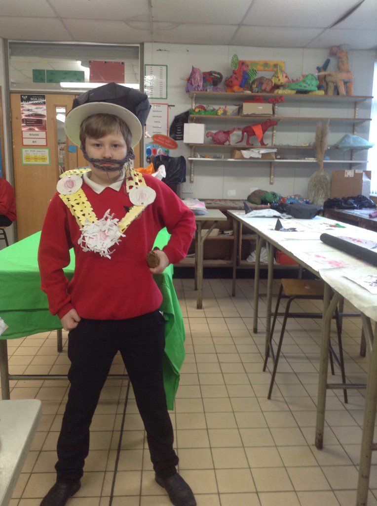 Pontcomphistory's tweet image. Henry VIII visited the school today. Some fantastic work being produced with @Arts_Wales_  @pontcompschool