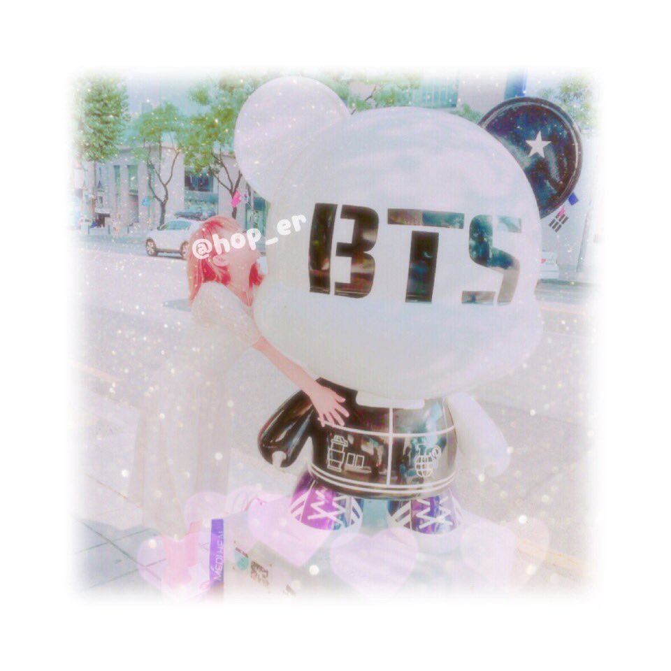 hop_er's tweet photo. .    ／￣￣ヽ＿ 
　/^ヽ ´　　   ● 
`｜##｜　＿＿ノ 
　`―-)=(　    ／￣ ∨ ￣＼ 
　　／　 二З* ほぴたん*｜ 
　c(　　ﾉ　   ＼　　　／ 
　 _｣ LL_　　   ＼　／ 
　(＿＿)_)　　　  Ｙ https://t.co/hOZfCv9z17