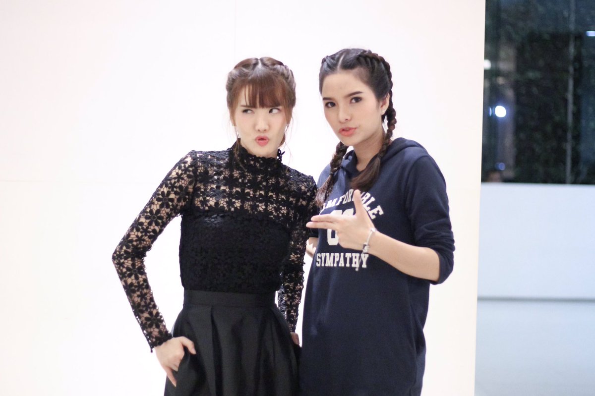 <a href="/LinpitaYing/">LINPITA</a> หญิงแกรนด์ น่ารักแพ็คคู่ ☺️☺️☺️(1)