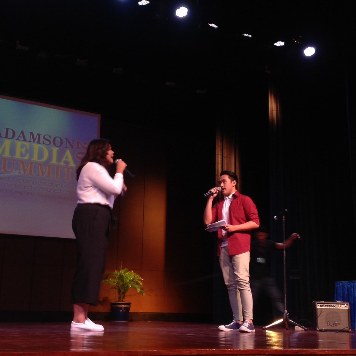 FalconRadioPH's tweet photo. Here are your hosts for the afternoon session of #CommQuest #AdUMediaSummit2016 https://t.co/XJ56mpaWQU