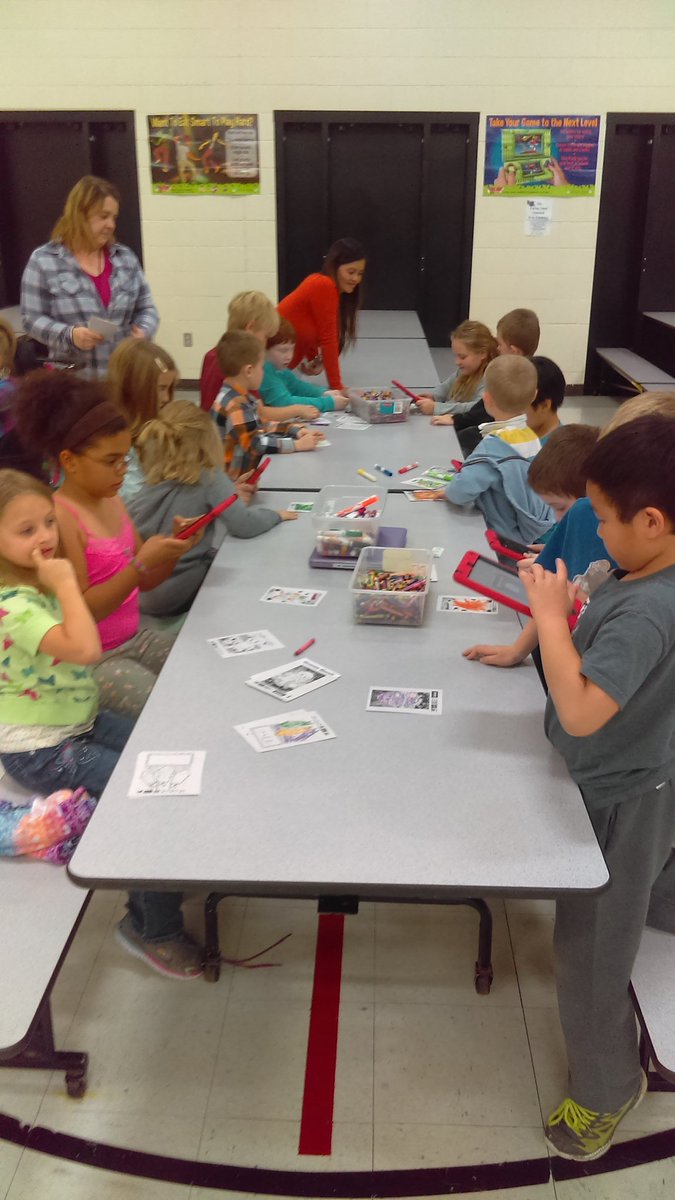 gregerson_kyle's tweet photo. Having fun with our kindergarten buddies doing some @quivervision coloring and Walking With Dinosaurs augmented reality. @DBossany https://t.co/jyMCfUOsfj