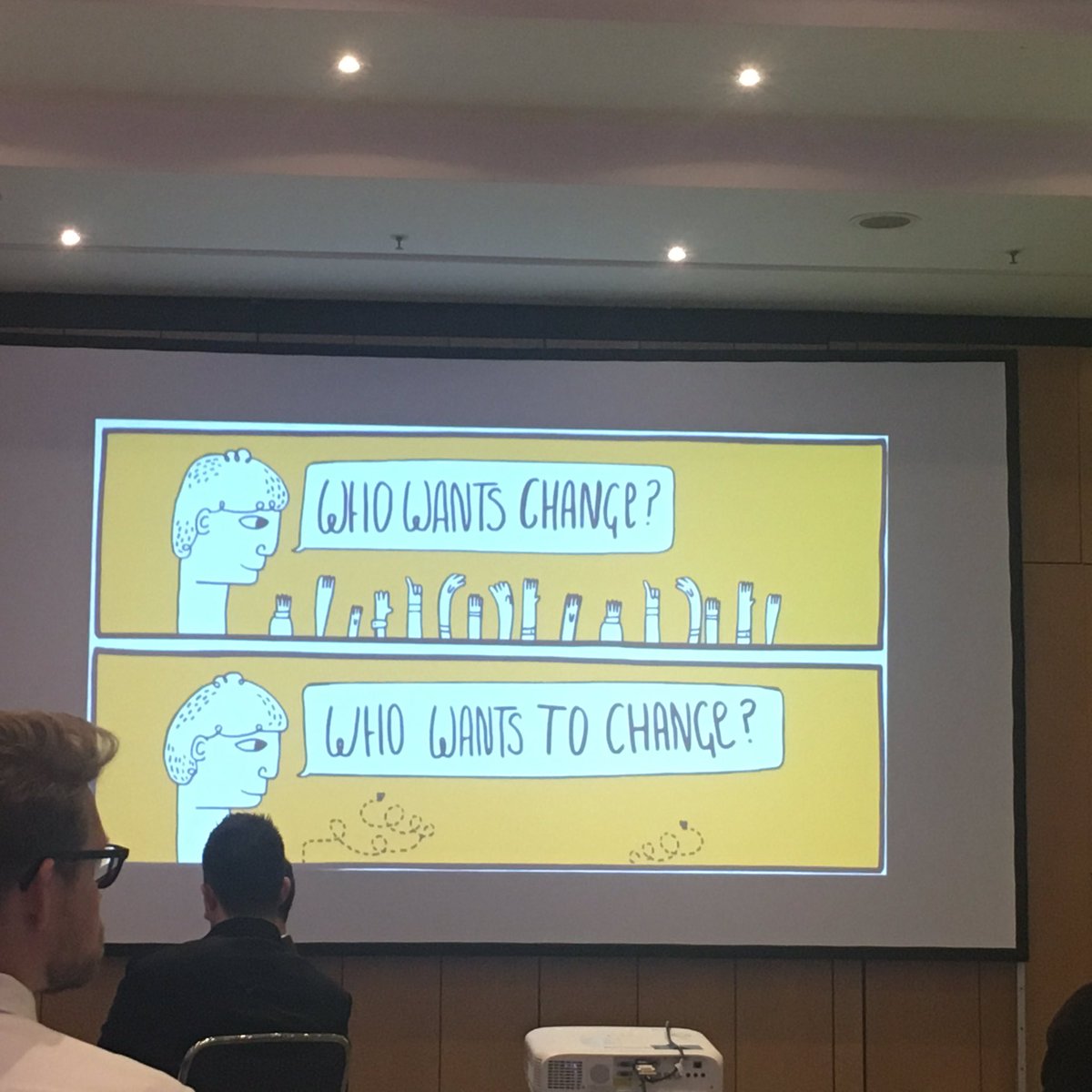 SabrinaBayer_bg's tweet image. Who wants to change und flup weg sind sie #agilePEP  @matthiasmwolf