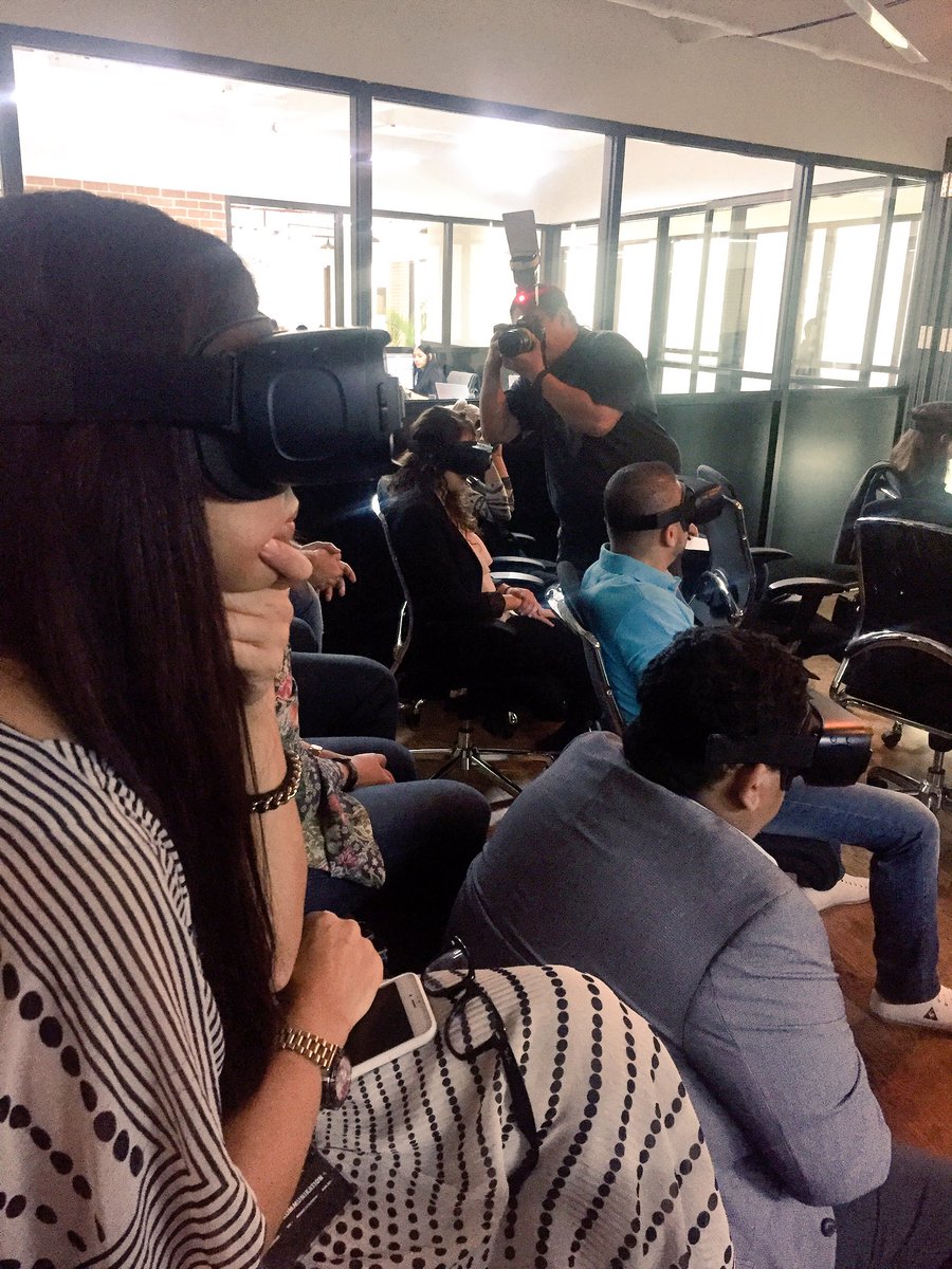 ServiceplanME's tweet image. With VR there are so many possibilities - Per Poulsen. #VRWorkshop #FestivalOfInnovation #SPME