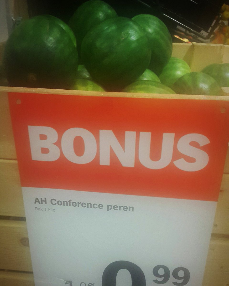 RezaSarshar's tweet photo. Ga met de tijd mee.. vergelijk geen appels met peren maar wel meloenen met peren #ah #alberthein #Marketing https://t.co/nLIt0JVvuW