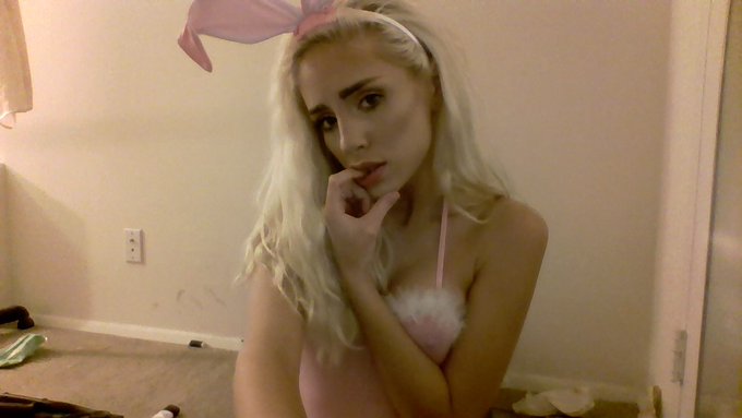 🐰🎀🐰🎀🐰🎀🐰 I do Skype shows just incase you didn't know!! Cum play with me. Email me to set one up!! https://t<a href="/tag/caughtfeels"class="tags"><span>#caughtfeels</span></a>