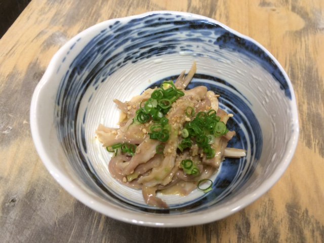 お好み焼一品料理 にこ庵 本日の特撰一品は 真鱈白子ポン酢 アワビ ウニ 白子の湯葉あんかけ 真鱈 白子のバター焼き 黒豚ガツ 胃袋 の酢味噌和え 写真 などご用意しています おでんもあります 明日11月30日 水 は定休日です 何卒ご了承