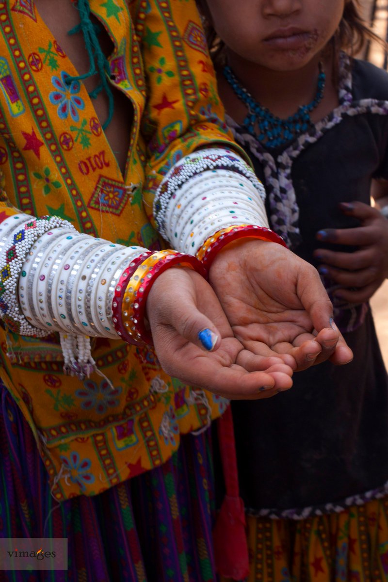 DEFindia's tweet photo. Women’s participation is only 32 percent in rural areas compared to 83 percent for men | #VIMAGES is DEF's visual repository of rural India. https://t.co/BF9sDjIuOV