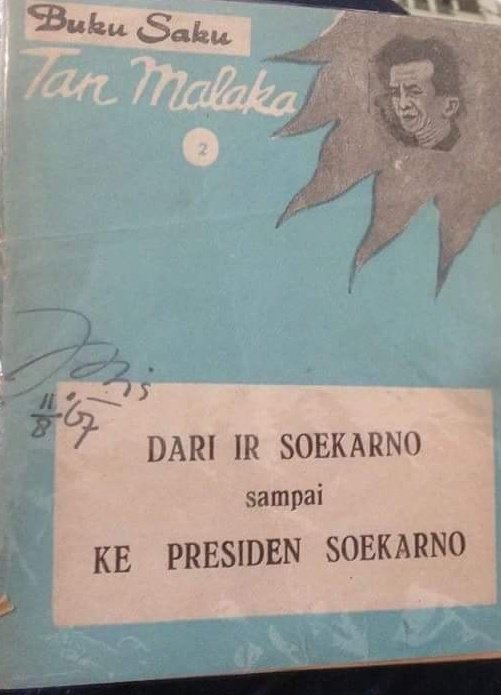 WarungSejarahRI's tweet photo. Buku Langka> Dari Ir. Soekarno ke Presiden Soekarno. Karya Tan Malaka. Tahun 1966. Minat? https://t.co/m2LM29Bq9A