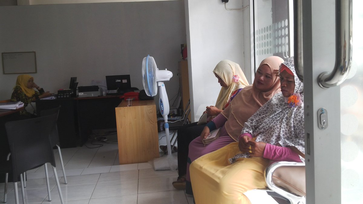 FebriRivela's tweet photo. Dampingi Poklahsar dalam pengurusan Badan Hukum Poklahsar...@fisheris @pusluhdayakp @PPBKALSEL @F4hrurRazi https://t.co/Qwn6SwPa52