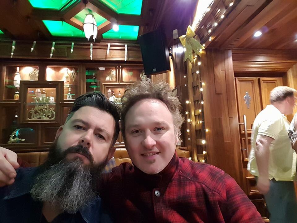 theboxtyband's tweet photo. Our Bhoy drinking Beer with @mundyirl @CladdaghRingPub Landan Town #irishmusicparty https://t.co/prmFHOQWEK