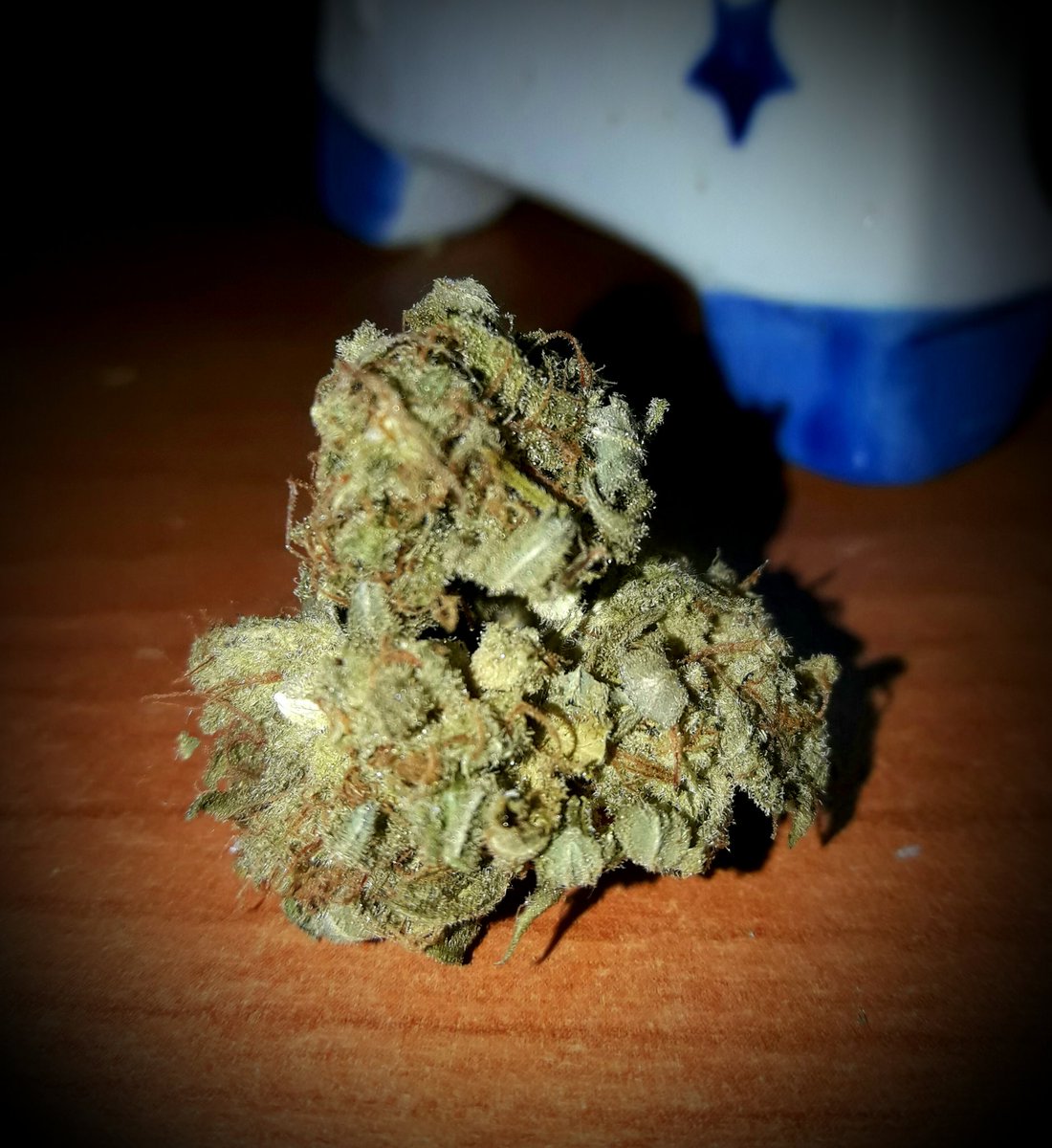 AdrycManellson's tweet photo. Weed Día Verde Mundo #DeadHill de @BuddhaSeeds se abre camino...
#LosMejoresHumos.
Saludos desde mi Ensenada y
Boong de A Vuestra Salud:))) https://t.co/0jAy3tsNlW